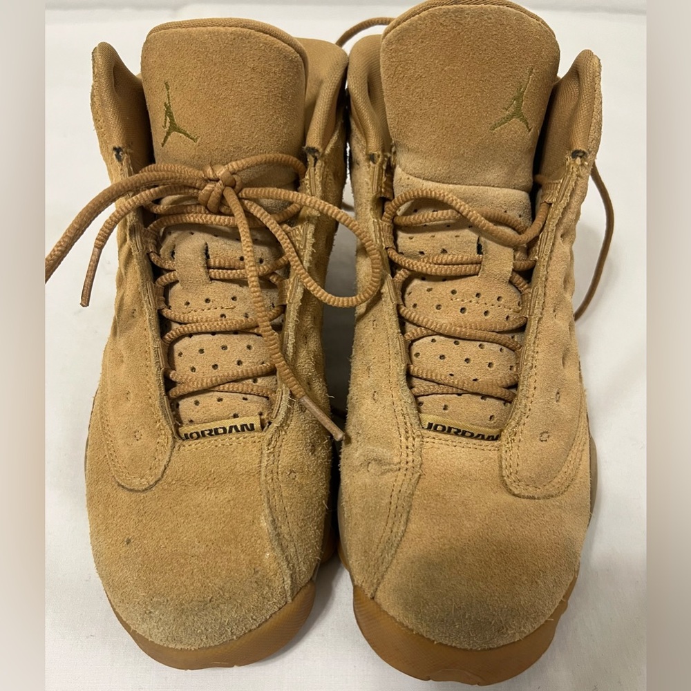 Nike Air Jordan 13 Retro Wheat Tan Suede Youth Size 5.5Y streetwear basketball